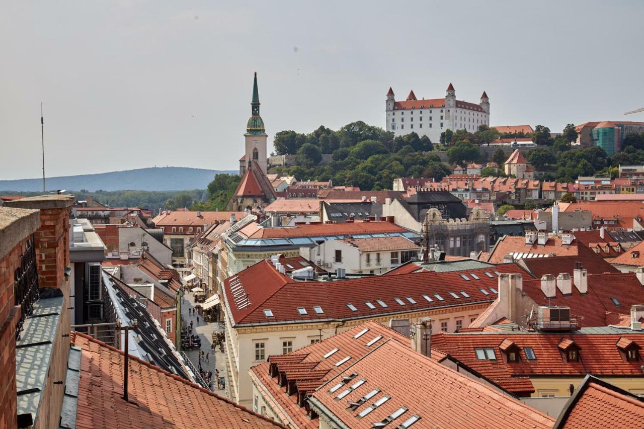 Le Monde Apartment Bratislava - Amazing 5Bdr In Downtown Bagian luar foto