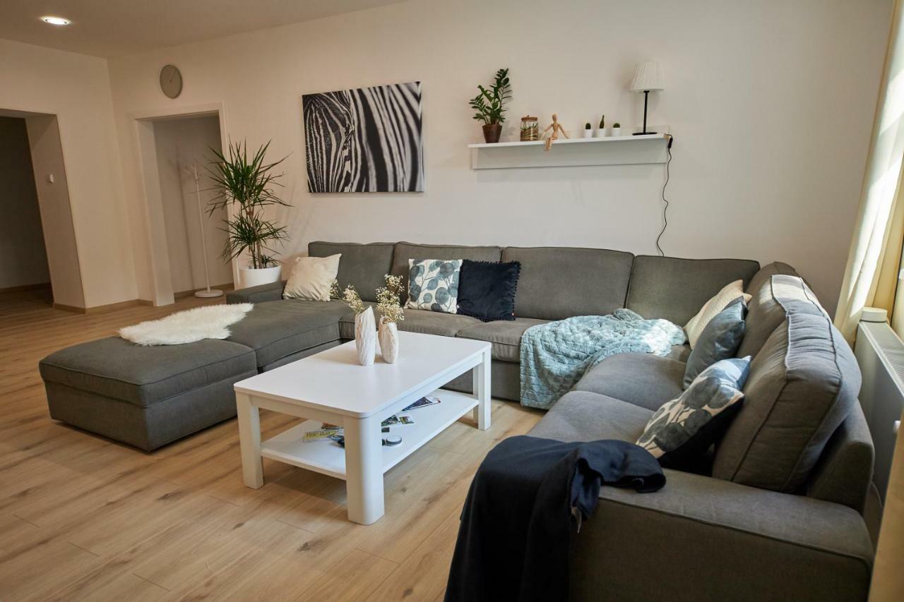 Le Monde Apartment Bratislava - Amazing 5Bdr In Downtown Bagian luar foto